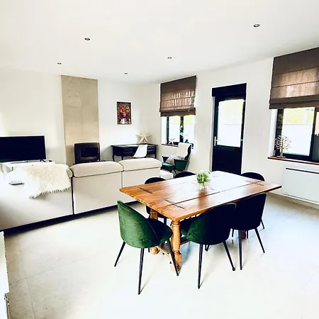 Le Clos Numero 9 فيلة *